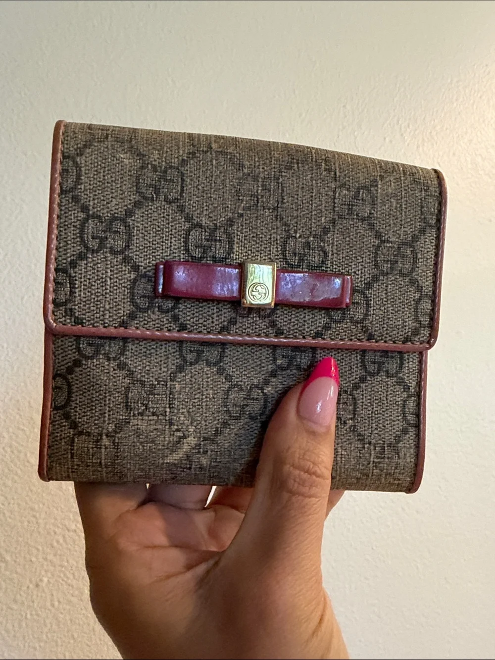 Gucci GG Monogram Wallet with Burgundy Bow and Brown Trim